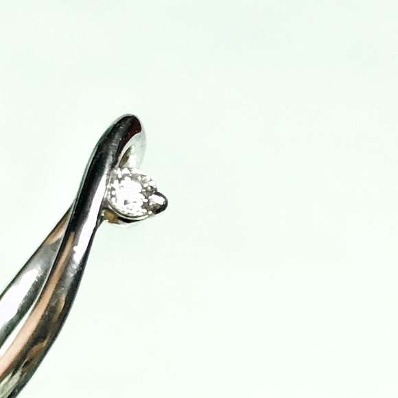 PLATINUM & DIAMOND Wave Ring - Picture 11 of 14